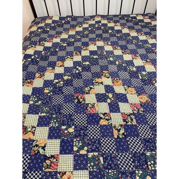 STUNNING Quilt 98"x86" Navy Blue Floral Postage Stamp Diamond Handmade Vintage - Picture 8 of 15